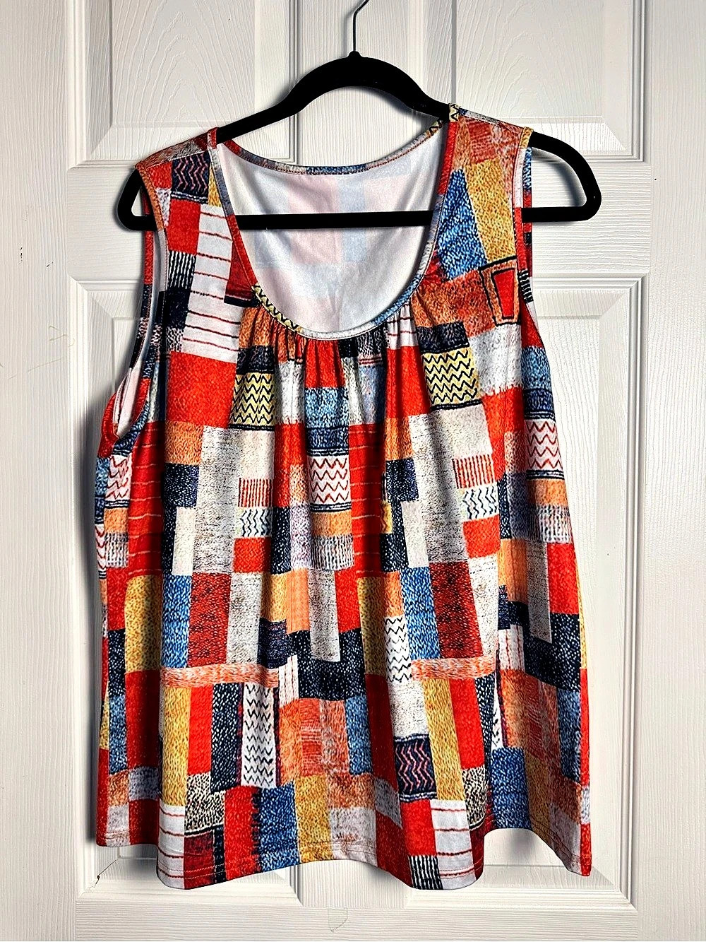 Multicolor Geometric Tank Top Size XXL Like New